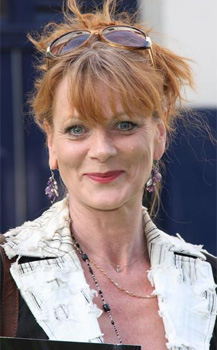 Samantha Bond